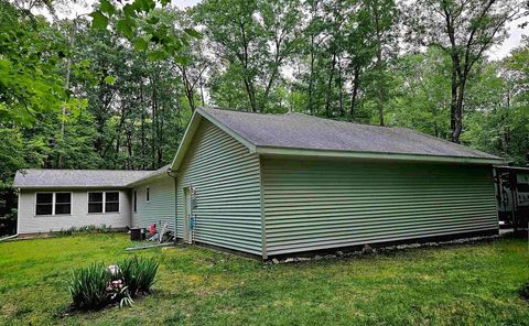 A home in Lincoln Twp