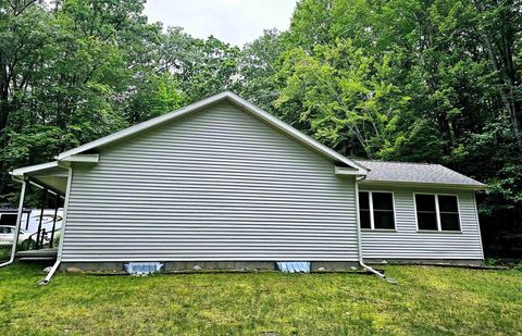 A home in Lincoln Twp