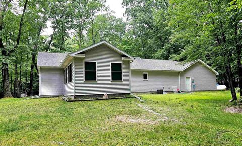 A home in Lincoln Twp