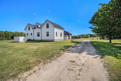 A home in Bear Lake Twp