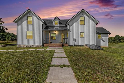 A home in Bear Lake Twp