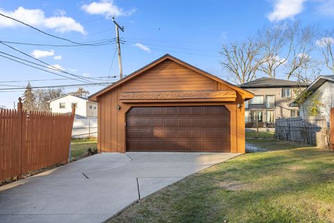 A home in Dearborn Heights