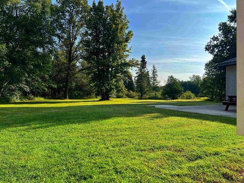 A home in Bear Lake Twp