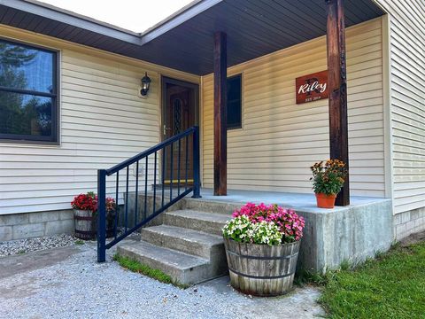 A home in Bear Lake Twp