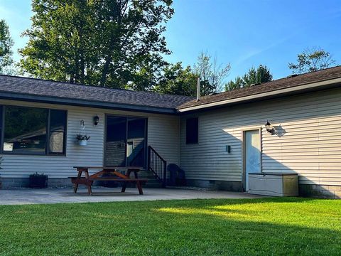 A home in Bear Lake Twp