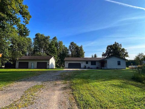 A home in Bear Lake Twp