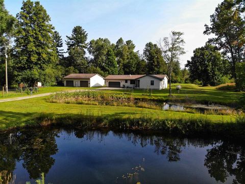 A home in Bear Lake Twp