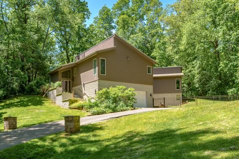 A home in Pennfield Twp