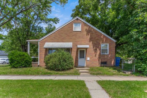 A home in Dearborn Heights