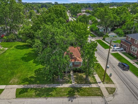 A home in Dearborn Heights