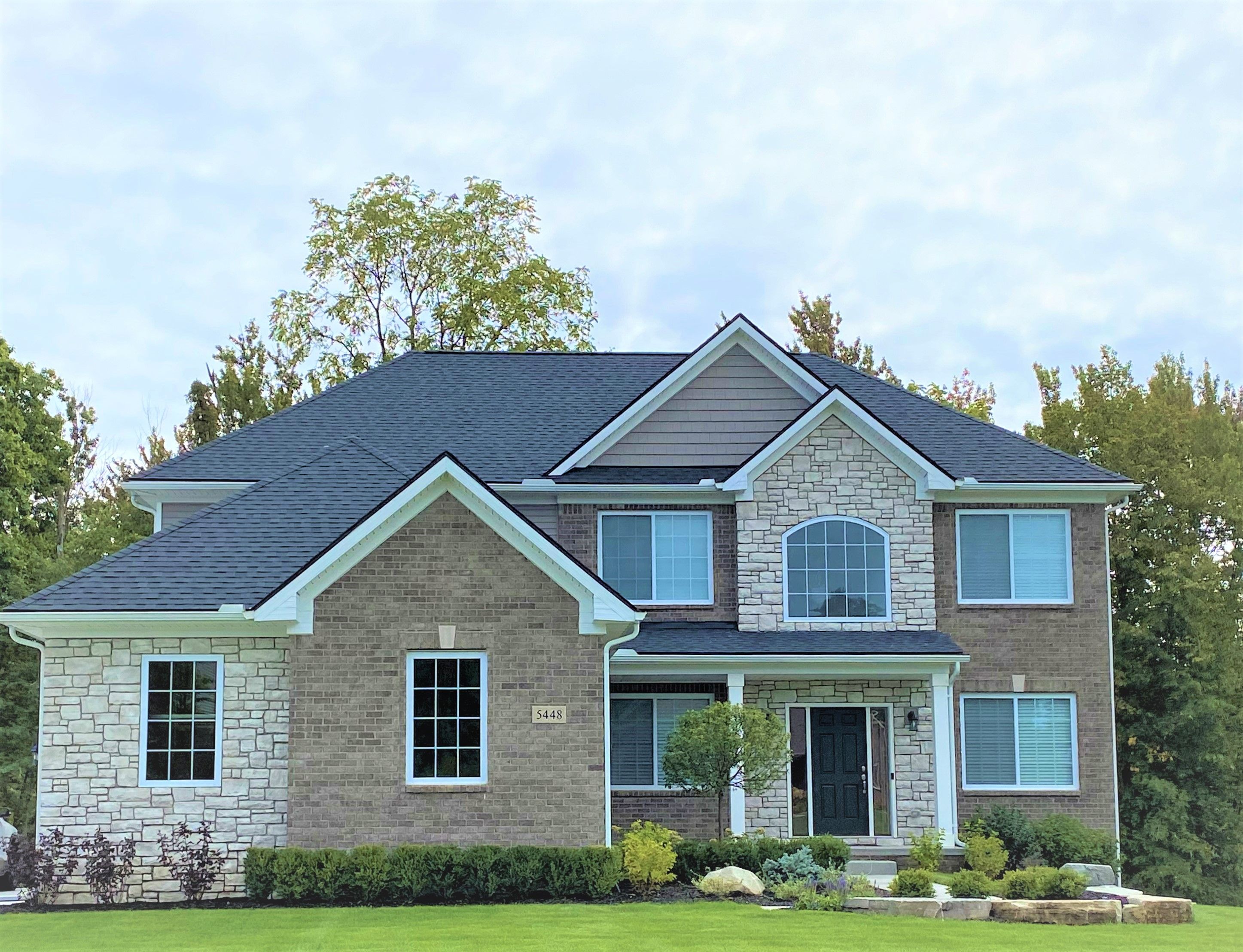 View Grand Blanc Twp, MI 48439 house