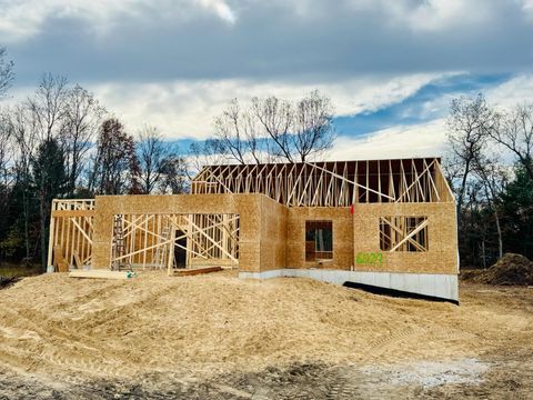 A home in Egelston Twp