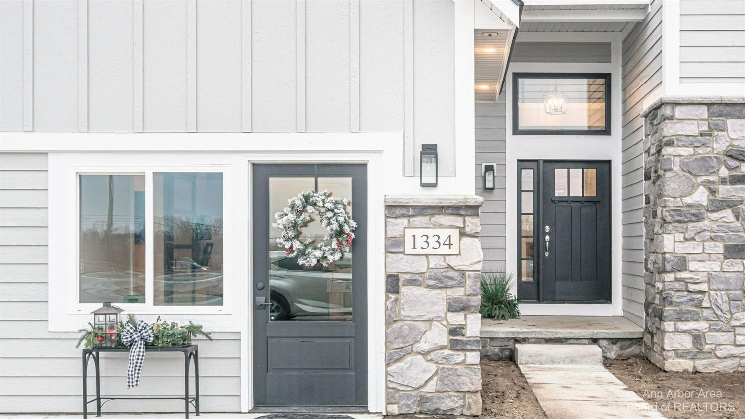 7 Gallery Pointe Dr
