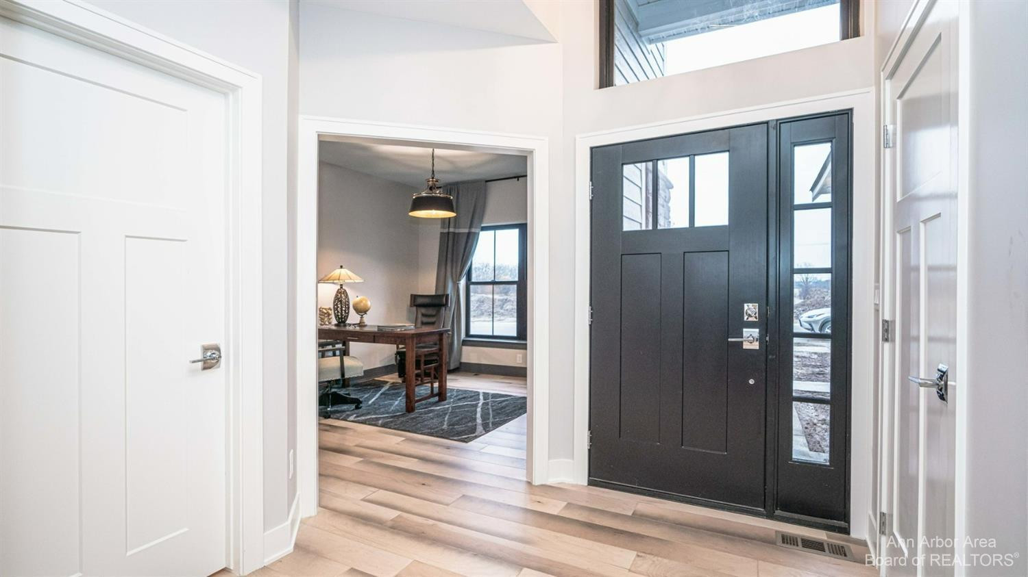 7 Gallery Pointe Dr