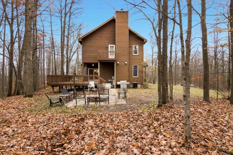 A home in Custer Twp