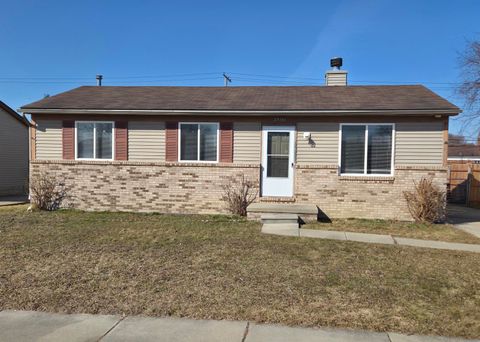 A home in RosevilleCity_Macomb