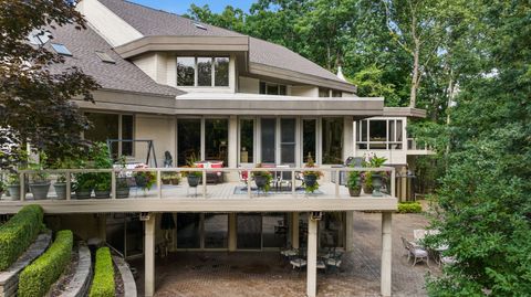 A home in Bloomfield Twp