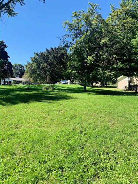 8520 Appleblossom Lane Flushing Charter Township MI 48433