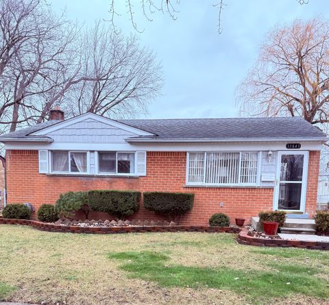 A home in Warren