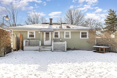 A home in Saginaw Twp