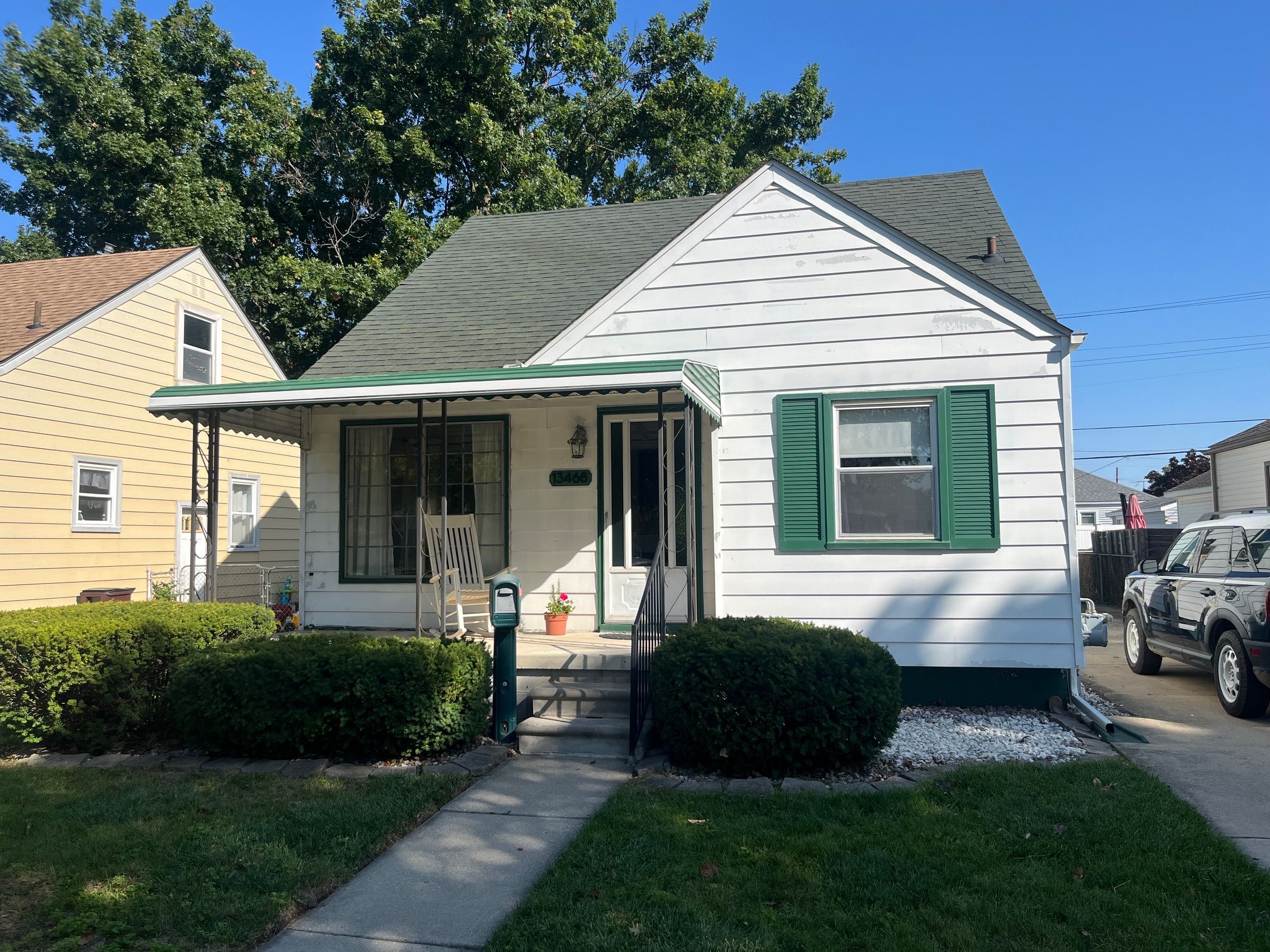 View Southgate, MI 48195 house