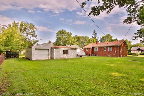 A home in Dearborn Heights