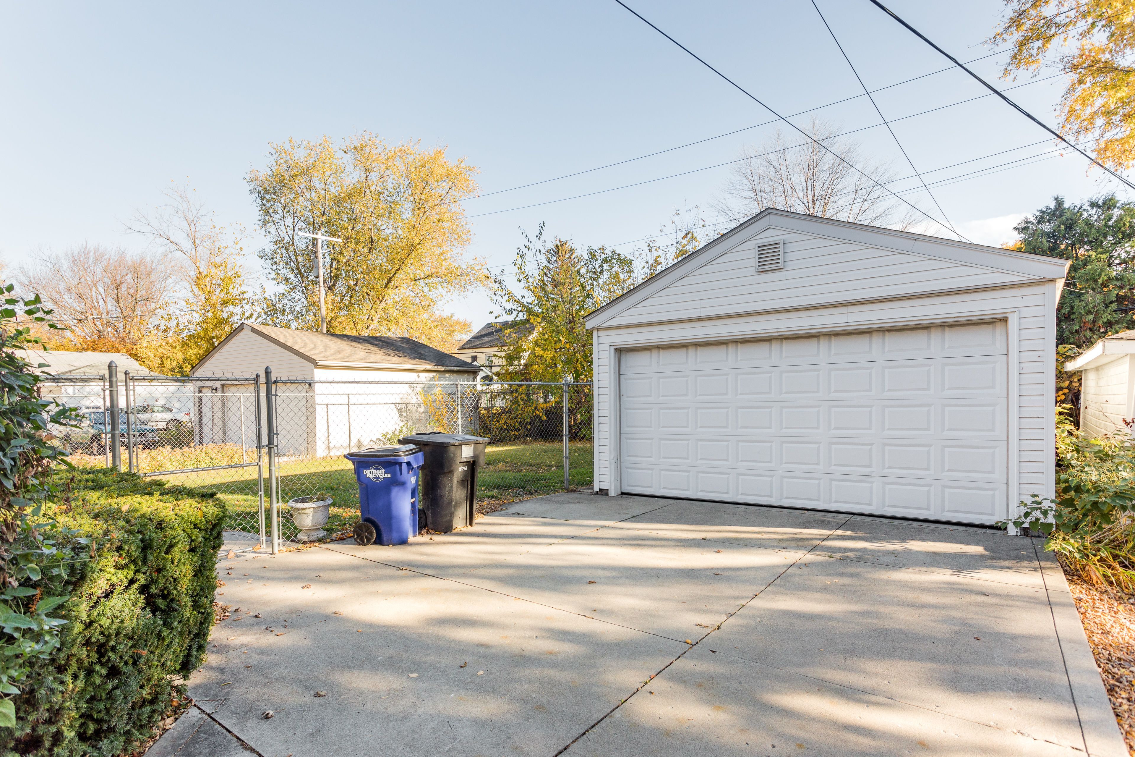 Detroit, Michigan 48215, United States, 4 Bedrooms Bedrooms, ,3 BathroomsBathrooms,Residential,Active,92147