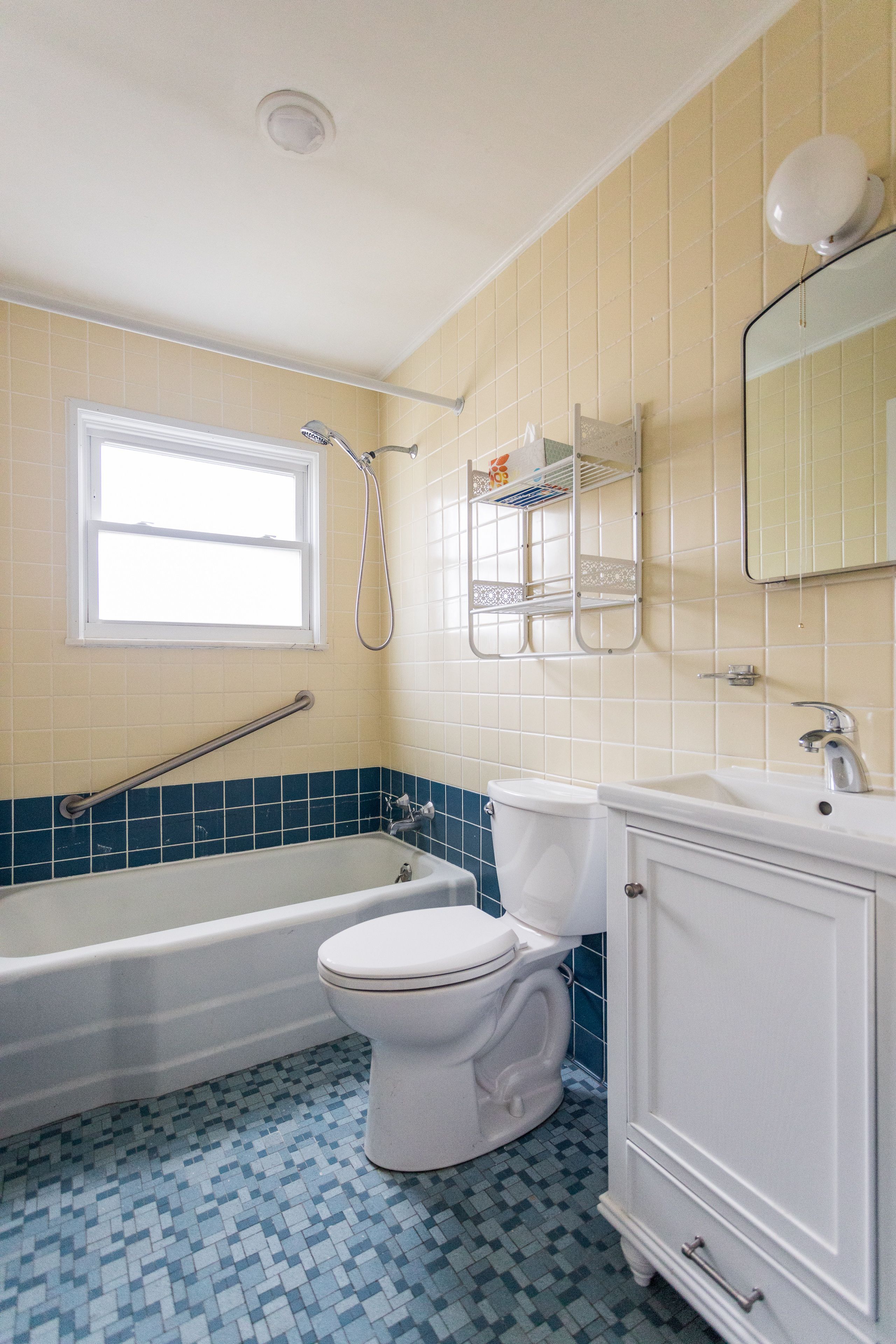 Detroit, Michigan 48215, United States, 4 Bedrooms Bedrooms, ,3 BathroomsBathrooms,Residential,Active,92147