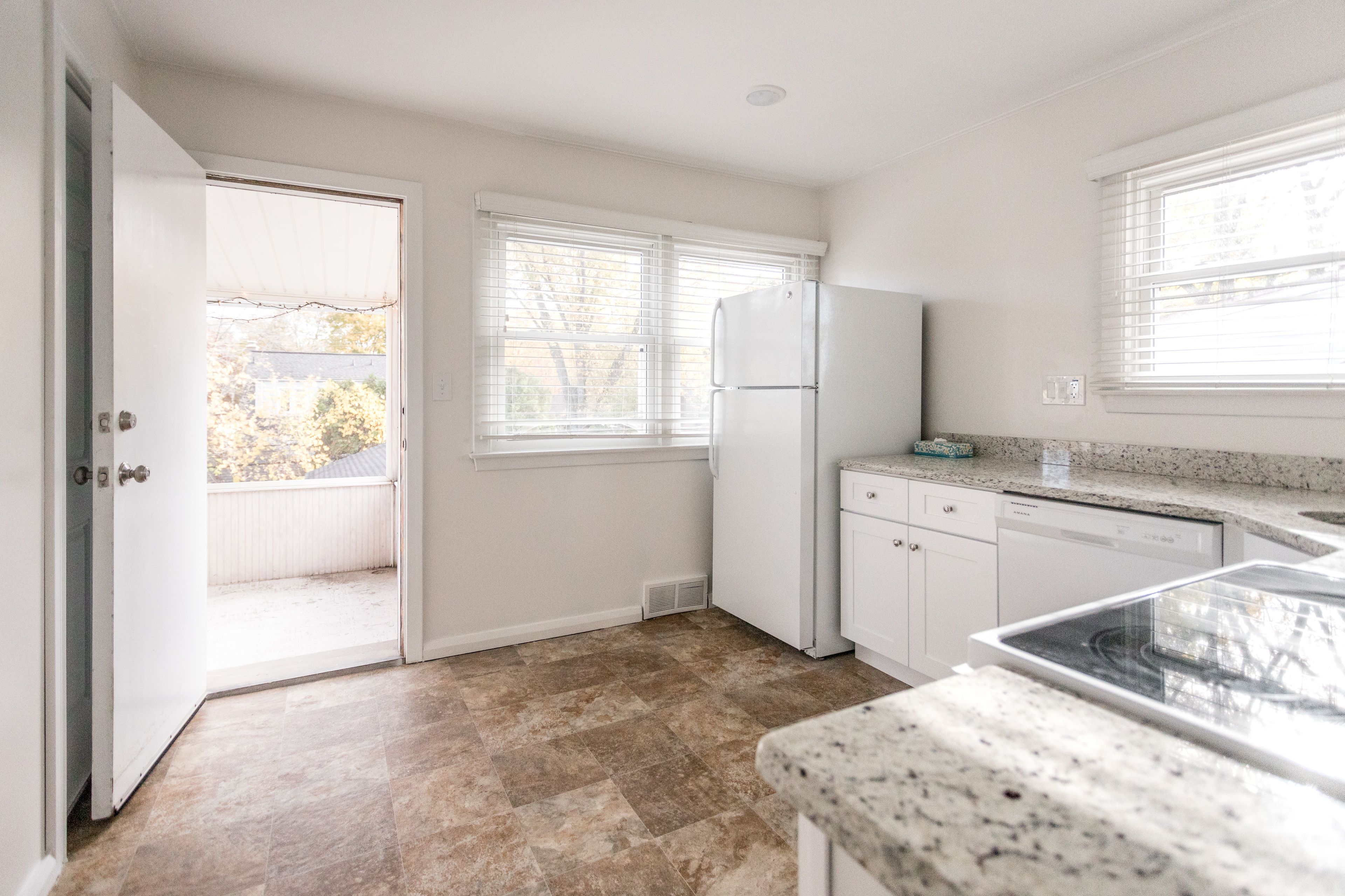 Detroit, Michigan 48215, United States, 4 Bedrooms Bedrooms, ,3 BathroomsBathrooms,Residential,Active,92147