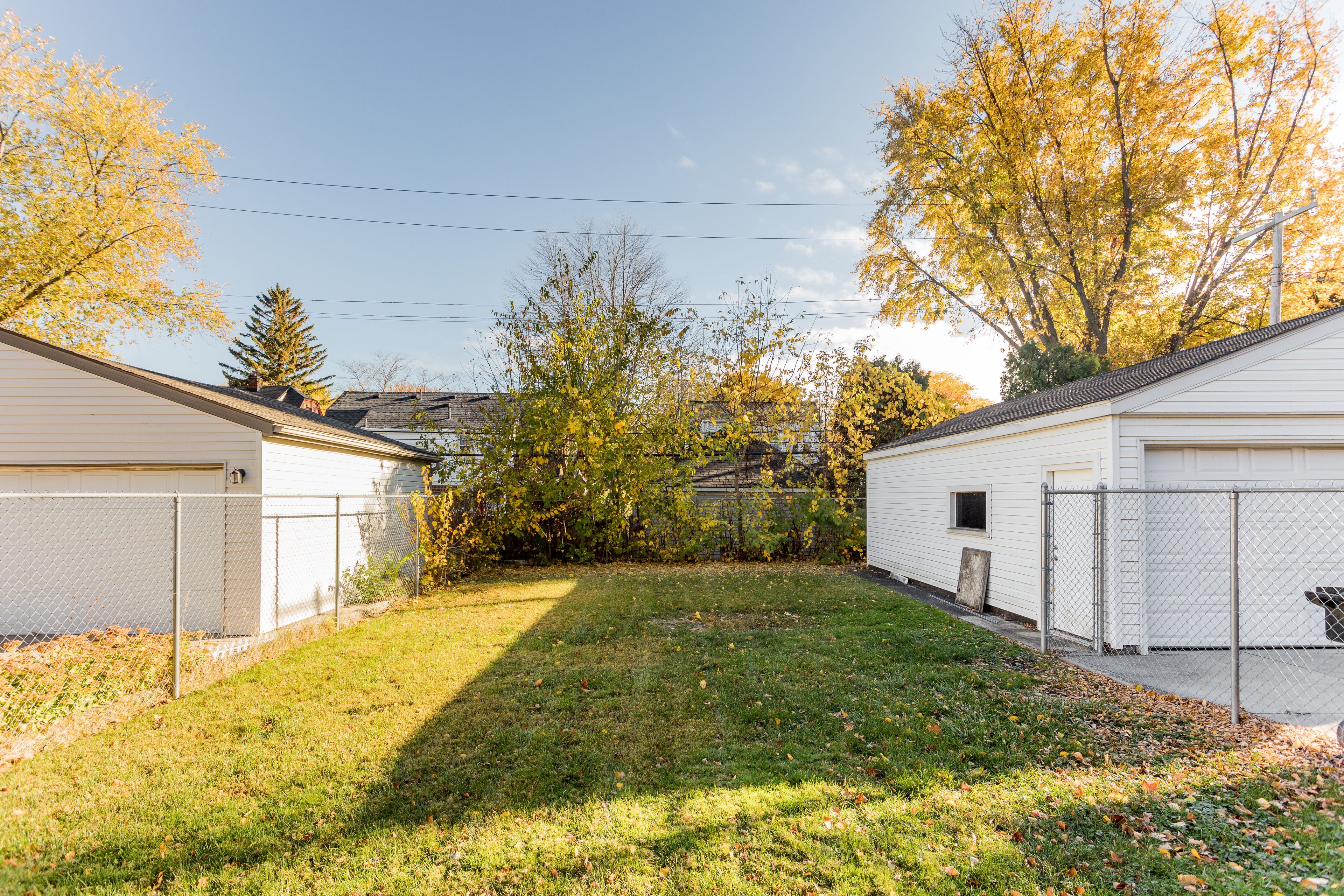 Detroit, Michigan 48215, United States, 4 Bedrooms Bedrooms, ,3 BathroomsBathrooms,Residential,Active,92147