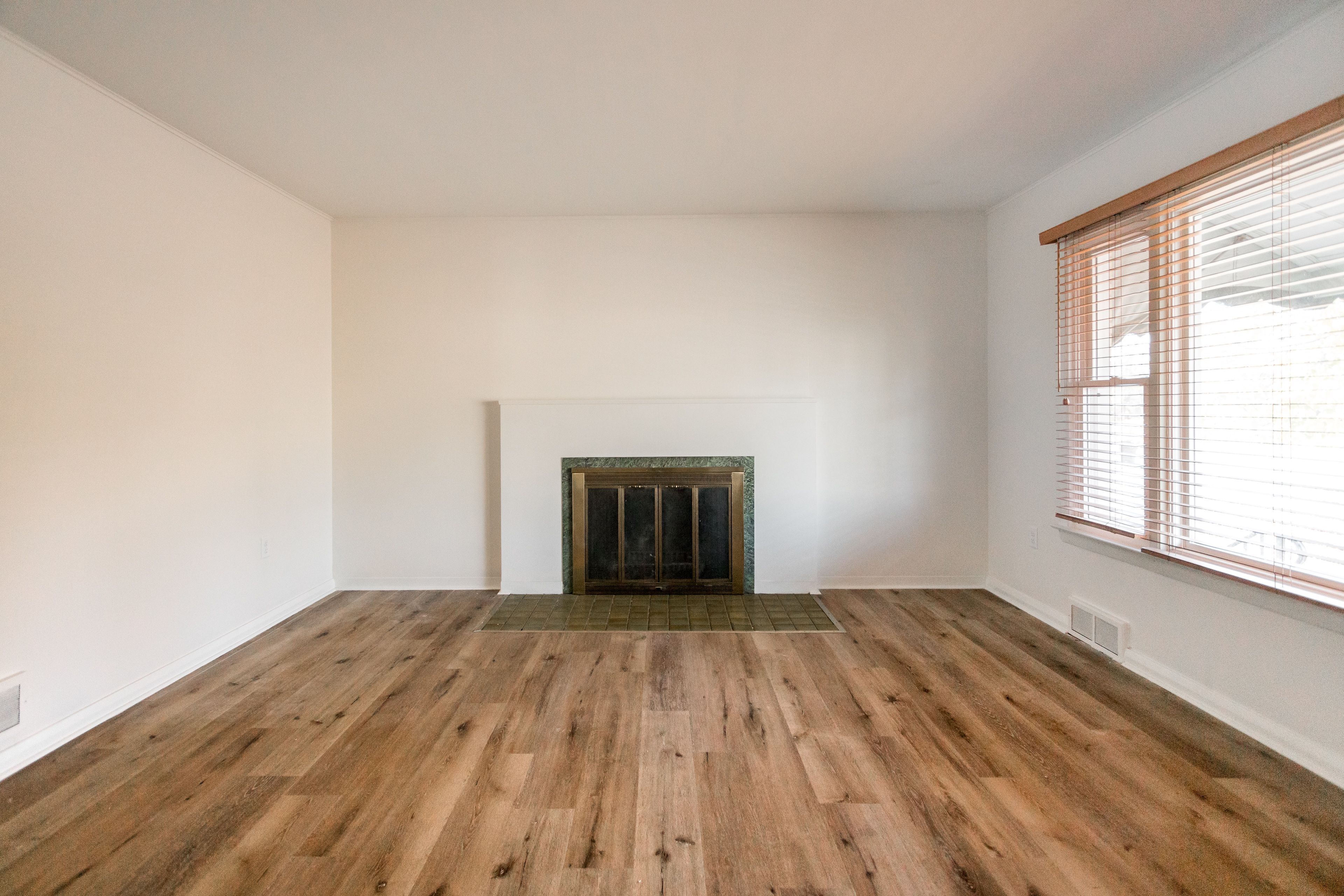 Detroit, Michigan 48215, United States, 4 Bedrooms Bedrooms, ,3 BathroomsBathrooms,Residential,Active,92147