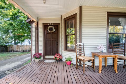 A home in Middleville Vlg