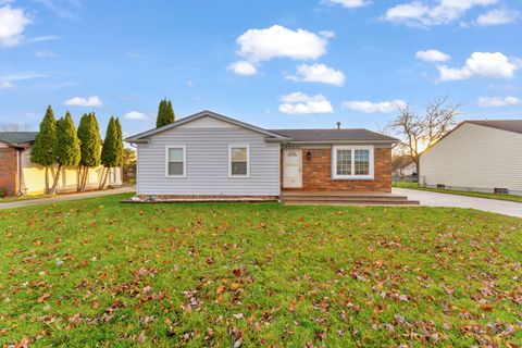 A home in Chesterfield Twp