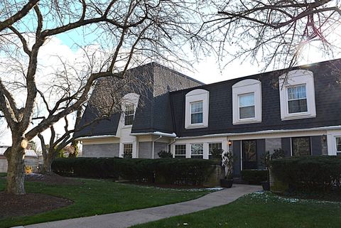 A home in Grosse Pointe Woods