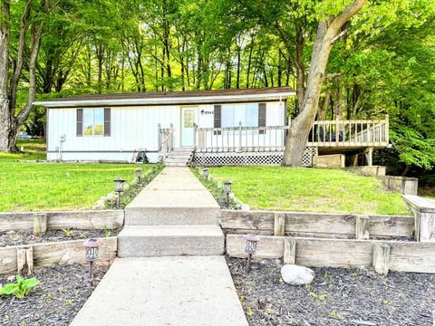 A home in Evart Twp