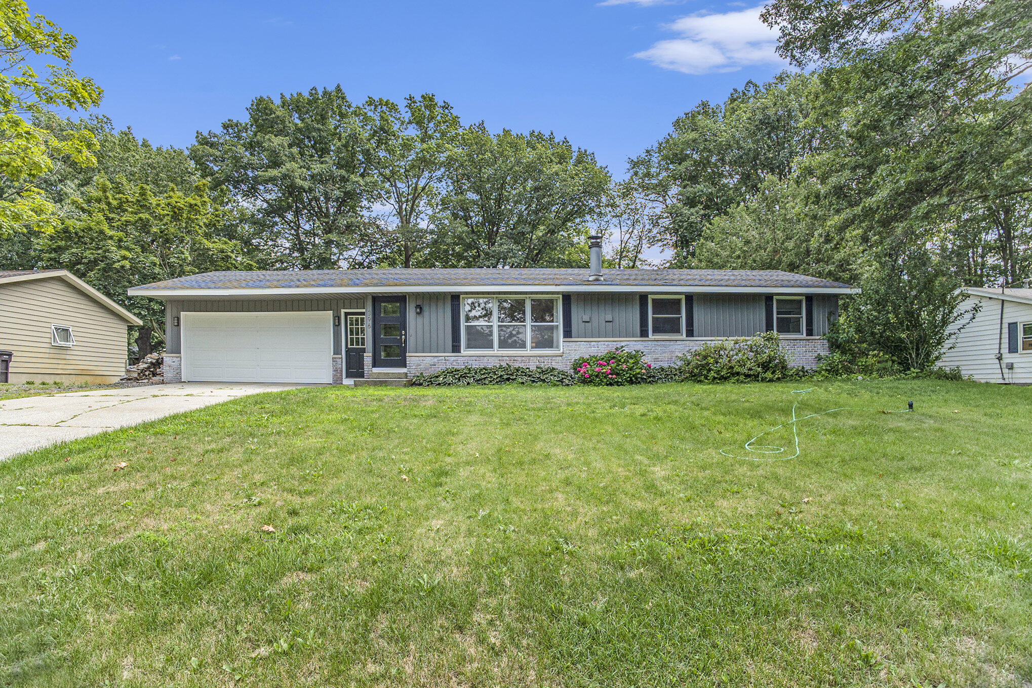 View Holland Twp, MI 49424 house