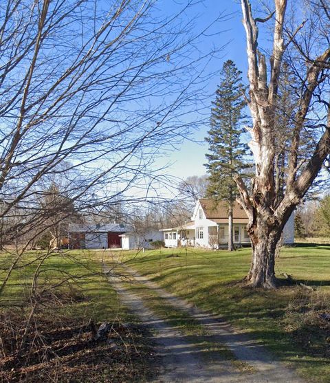 A home in Arcadia Twp