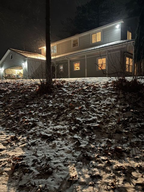 A home in Waterford Twp