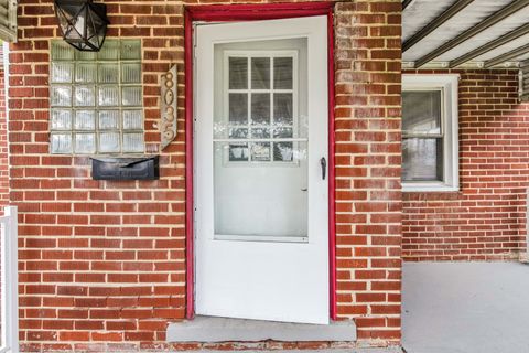 A home in Warren