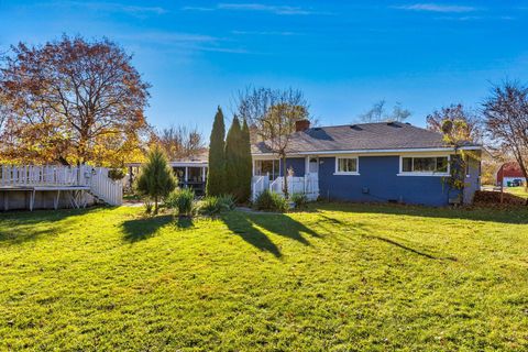 A home in Van Buren Twp