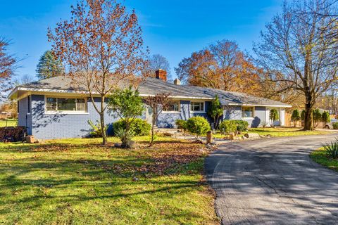 A home in Van Buren Twp