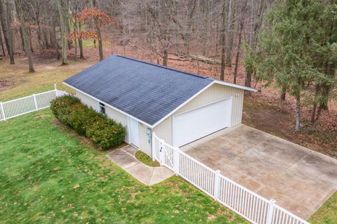 A home in Schoolcraft Twp