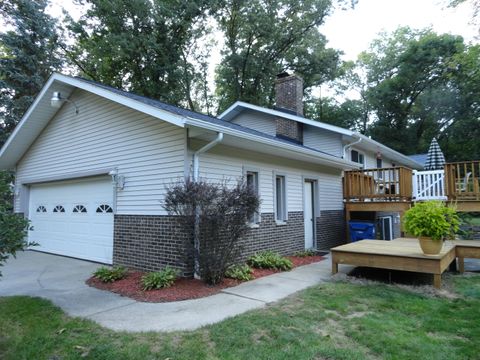 A home in Schoolcraft Twp