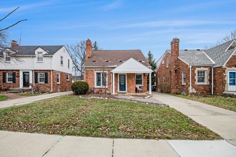 A home in Grosse Pointe Woods