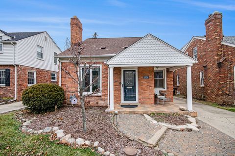 A home in Grosse Pointe Woods