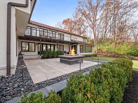 A home in Bloomfield Twp