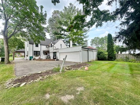 A home in Owosso