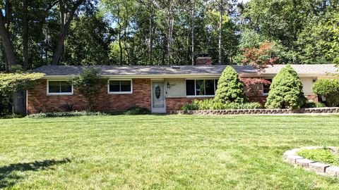 A home in West Bloomfield Twp