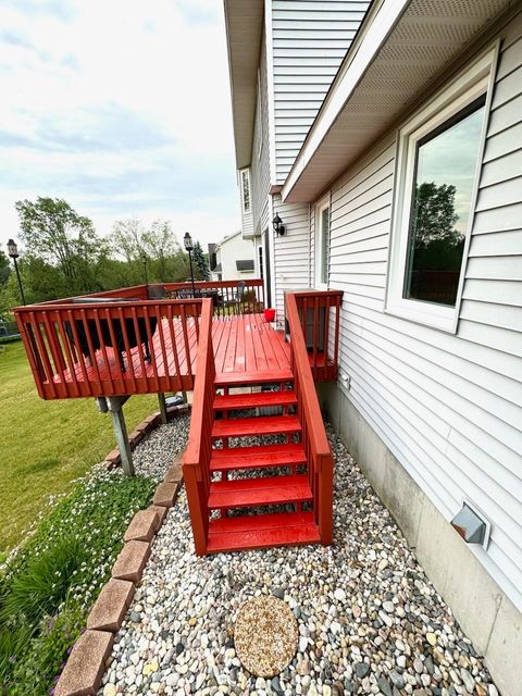 A home in Clam Lake Twp