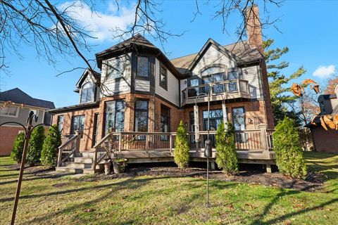 A home in Commerce Twp